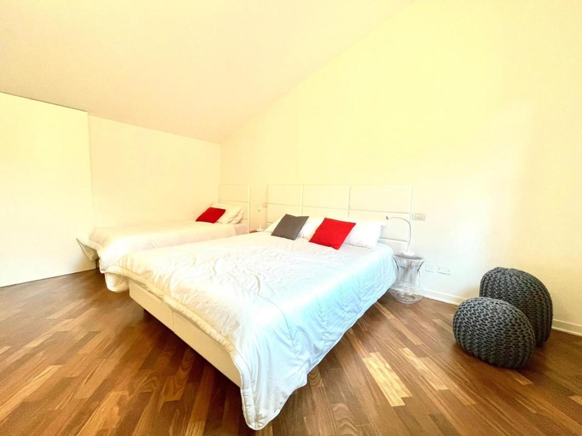 Domus Verona - Ampia Moderna Casa Su 2 Piani Nel Cuore Di Verona Luaran gambar